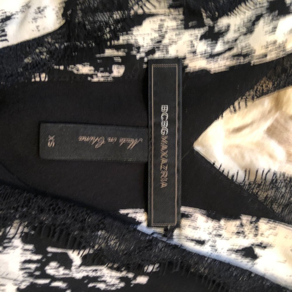 BCBGMaxAzria Top - Picture 2 of 3